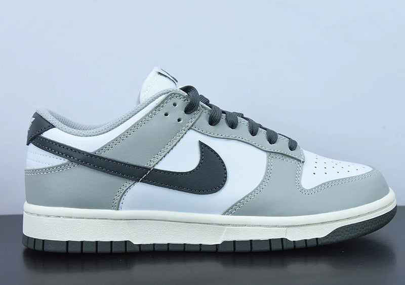 Tênis Nike Dunk Low ‘Light Smoke Gray’