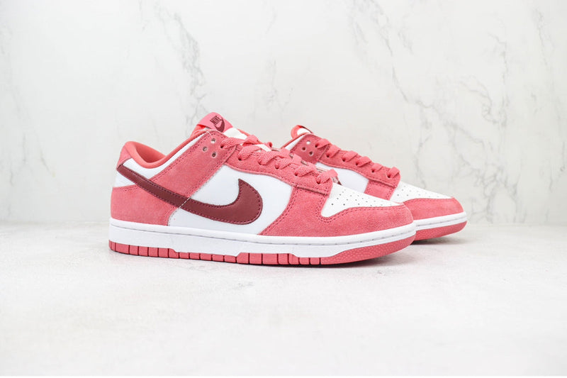 Tênis Nike SB Dunk Low ‘Valentines Day’ (2024)