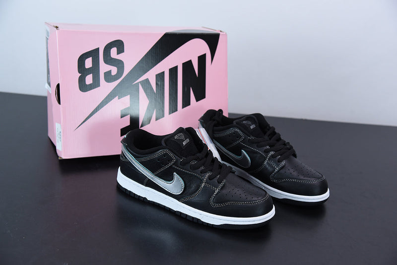 Tênis Nike SB Dunk Low ‘Diamond Supply Co Black Diamond’