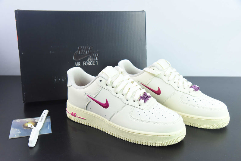 Tênis Air Force 1 Coconut Milk Bege