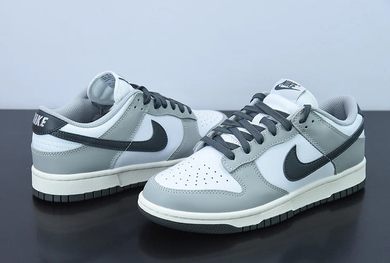 Tênis Nike Dunk Low ‘Light Smoke Gray’