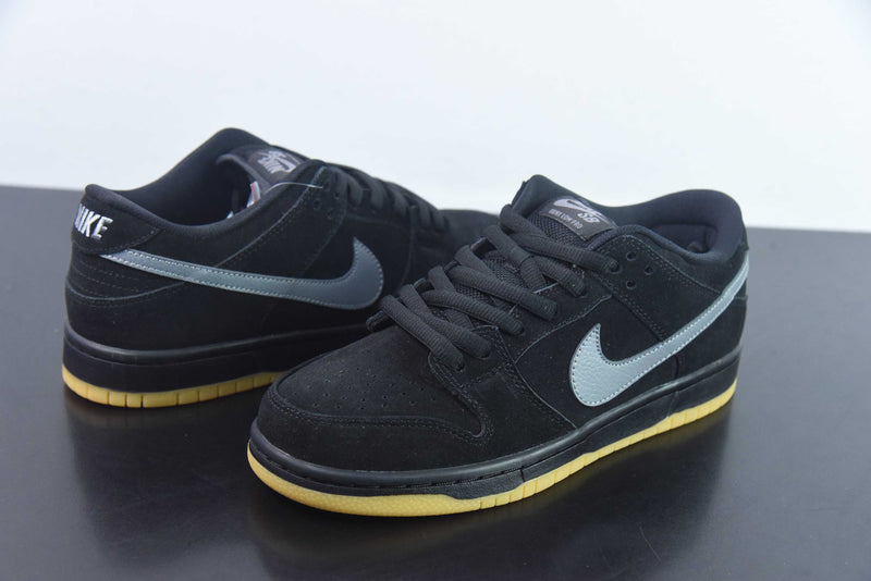 Tênis Nike SB Dunk Low ‘Black/Fog’