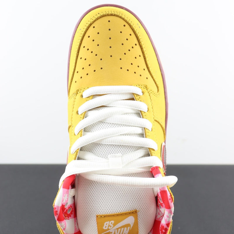 Tênis Nike SB Dunk Low Concepts Yellow Lobster