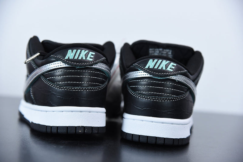 Tênis Nike SB Dunk Low ‘Diamond Supply Co Black Diamond’