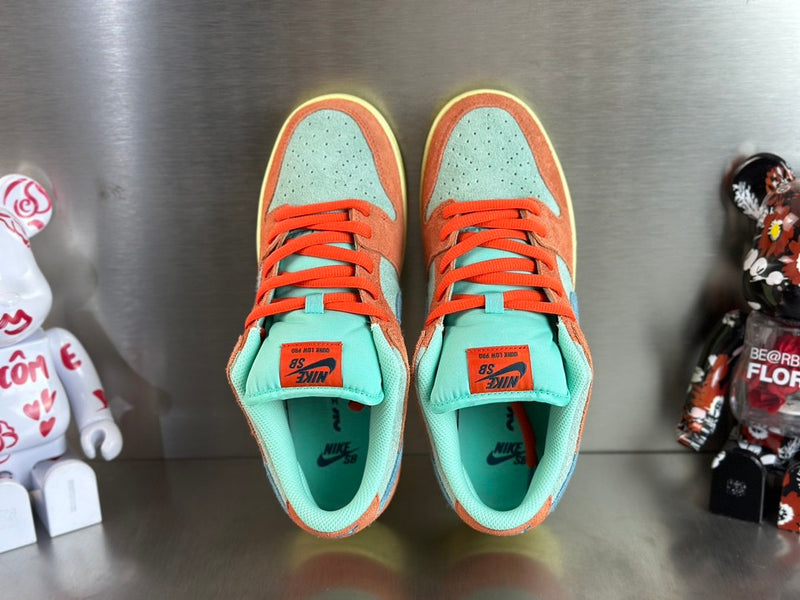 Tênis Nike SB Dunk Low ‘Orange Emerald Rise’