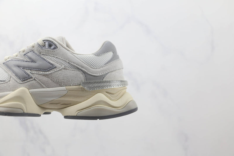 Tênis New Balance 9060 ‘Sea Salt White’