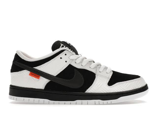 Tênis Nike Dunk Low TIGHTBOOTH