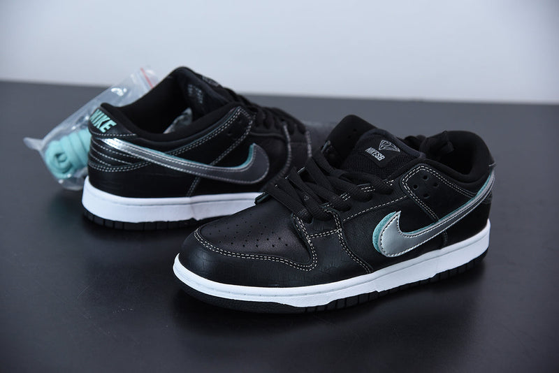 Tênis Nike SB Dunk Low ‘Diamond Supply Co Black Diamond’