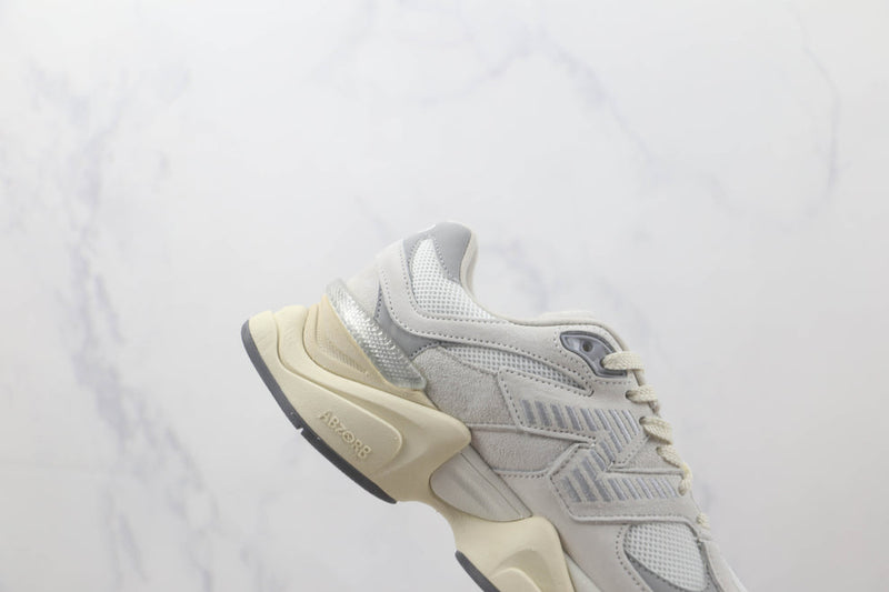 Tênis New Balance 9060 ‘Sea Salt White’