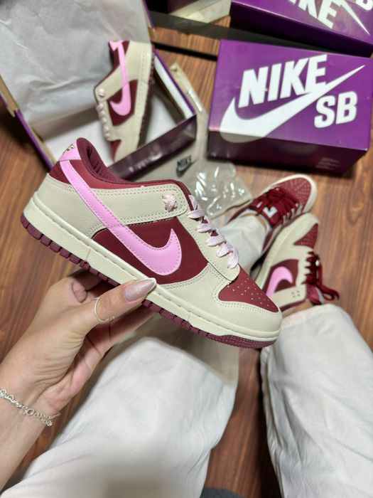 Tênis Nike Dunk SB Valentines Day - Nacional