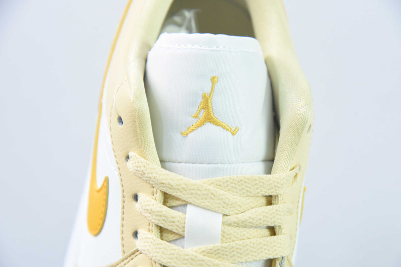 Tênis Nike Air Jordan 1 Low ‘Pale Vanilla White Yellow Ochre’