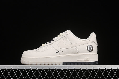 Tênis Nike Air Force 1 07 LV8 ‘Brooklyn Nets’