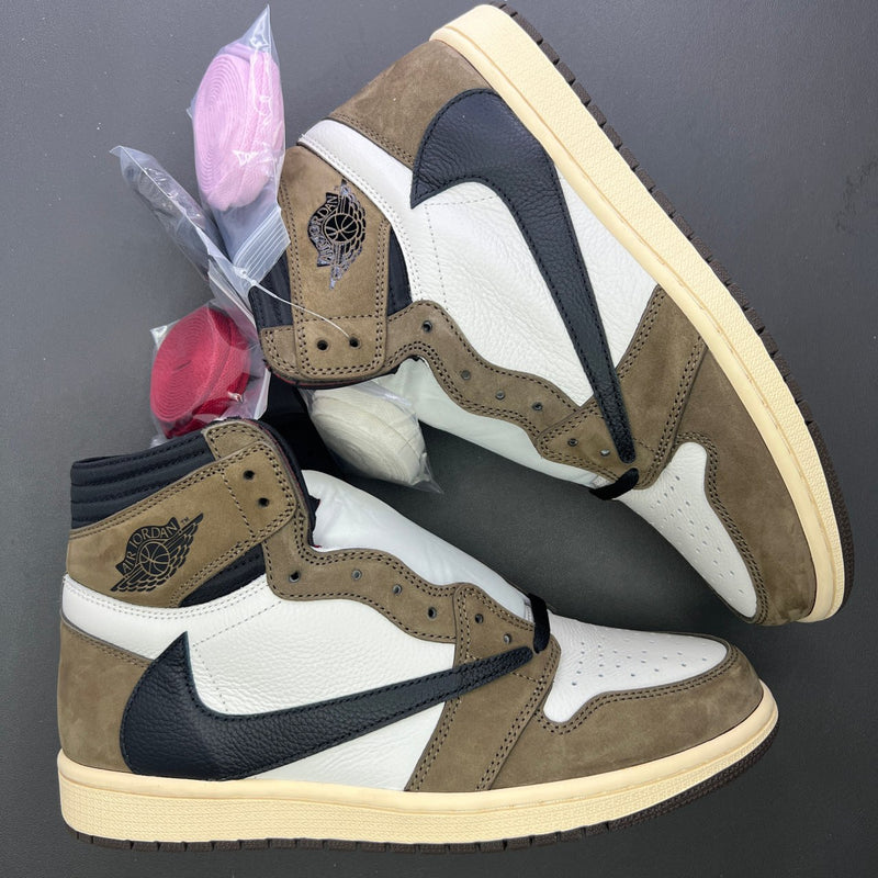 Tênis Nike Air Jordan 1 High ‘Dark Mocha’ x Travis Scott