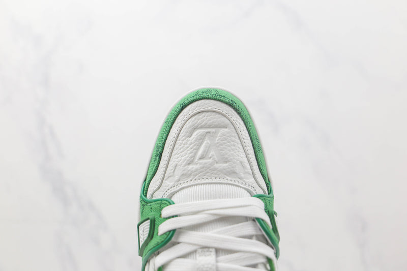 Tênis Louis Vuitton Trainer Green Monogram Denim White