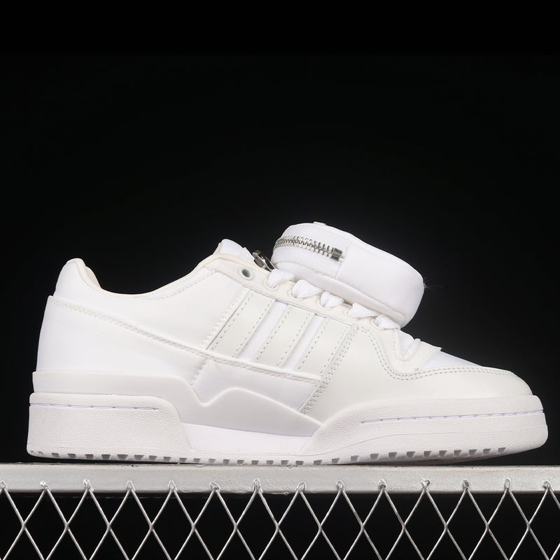 Tênis Adidas Forum 84 Low X Prada ‘White Glamour’