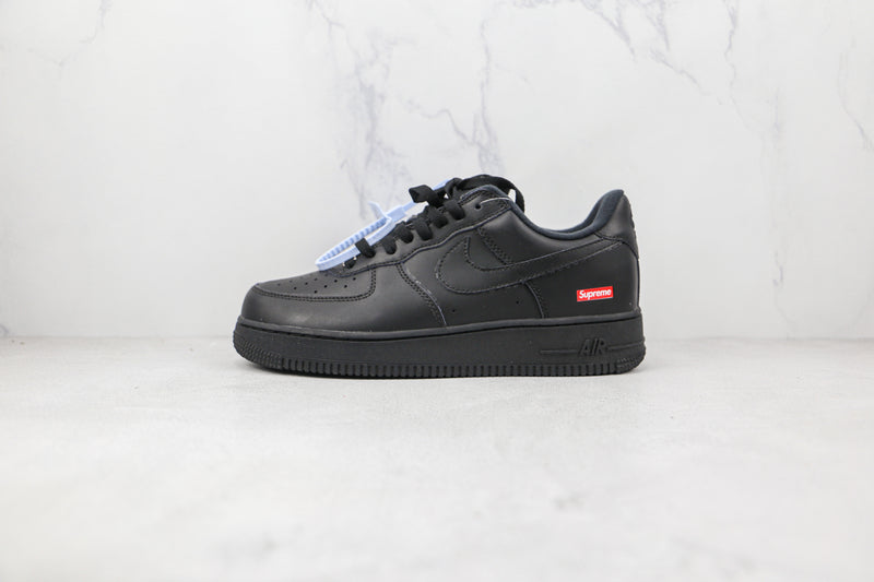 Tênis Nike Air Force 1 Low X Supreme ‘Deluxe Black’