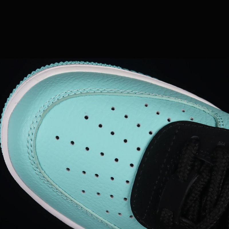 Tênis Nike Air Force 1 Low X Tiffany & Co 1837 ‘Friends And Family’