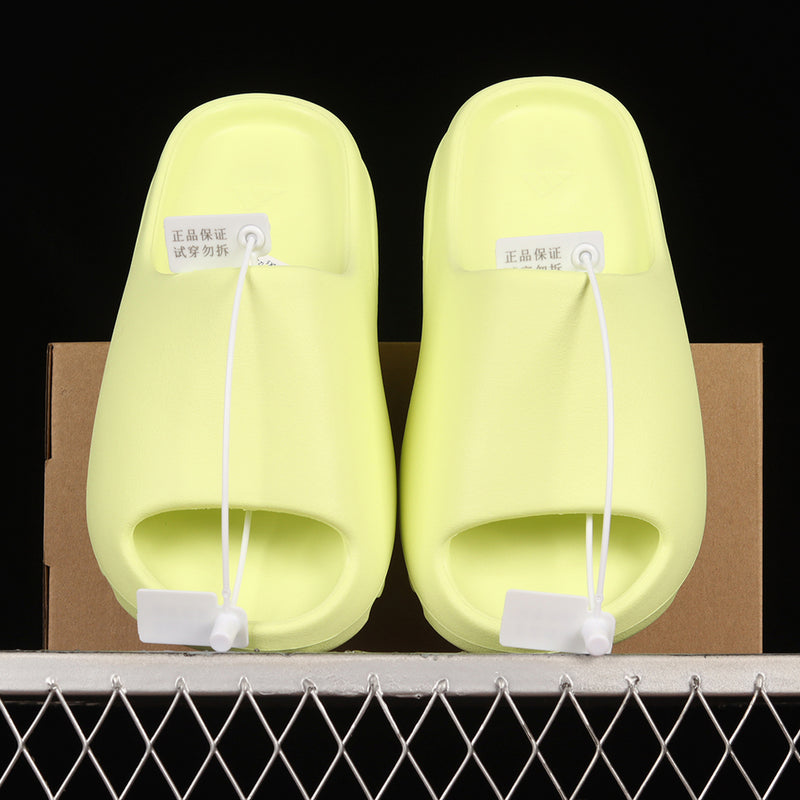 Adidas Yeezy Slide ‘Glow Green’