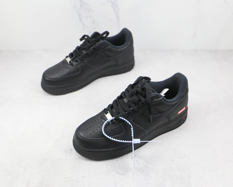 Tênis Nike Air Force 1 Low X Supreme ‘Deluxe Black’