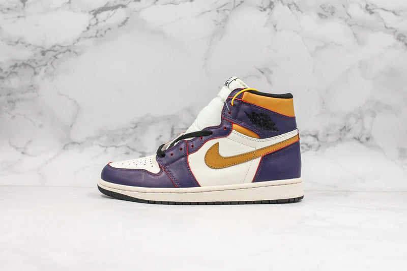 Tênis Nike Air Jordan 1 Retro High OG Defiant SB LA to Chicago