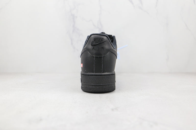 Tênis Nike Air Force 1 Low X Supreme ‘Deluxe Black’