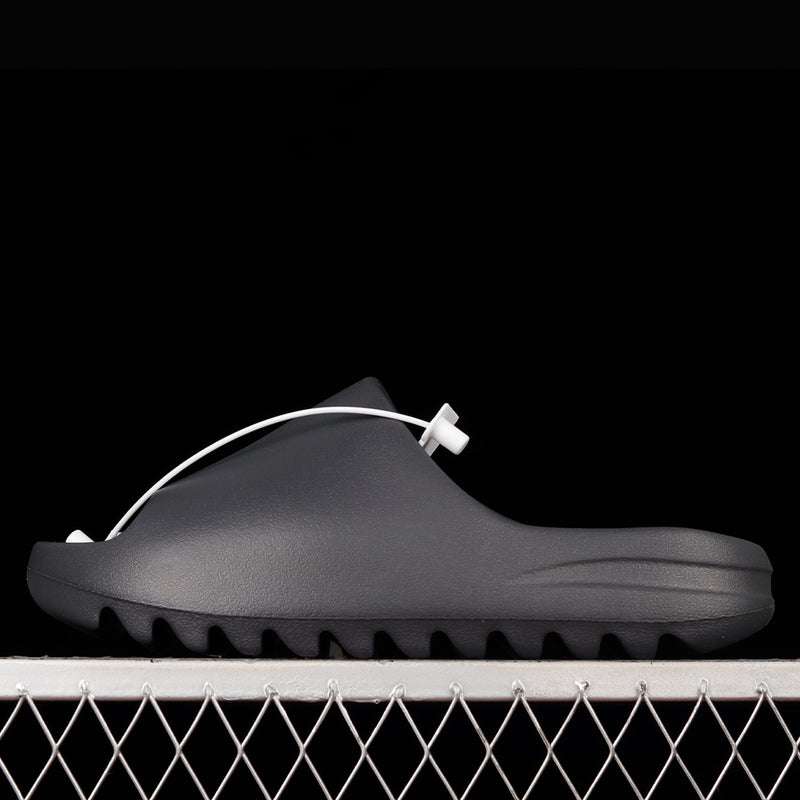 Adidas Yeezy Slide ‘Onyx’