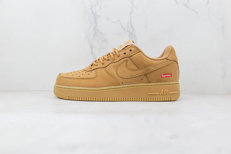 Tênis Nike Air Force 1 Low X Supreme ‘Deluxe Wheat’