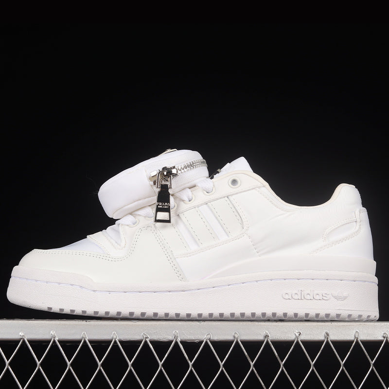 Tênis Adidas Forum 84 Low X Prada ‘White Glamour’