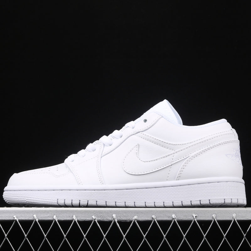 Tênis Nike Air Jordan 1 Low ‘Triple White’