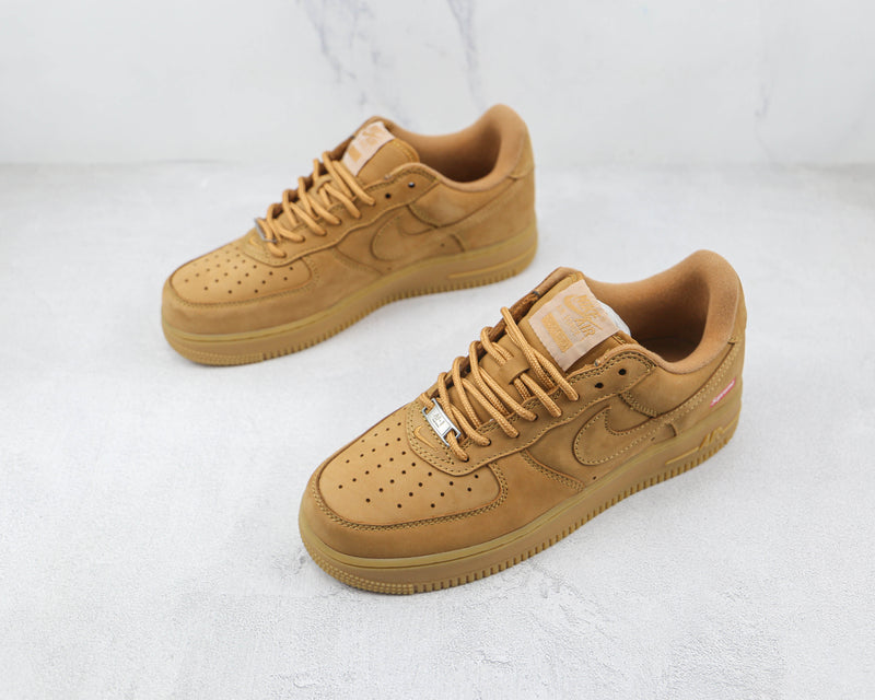 Tênis Nike Air Force 1 Low X Supreme ‘Deluxe Wheat’