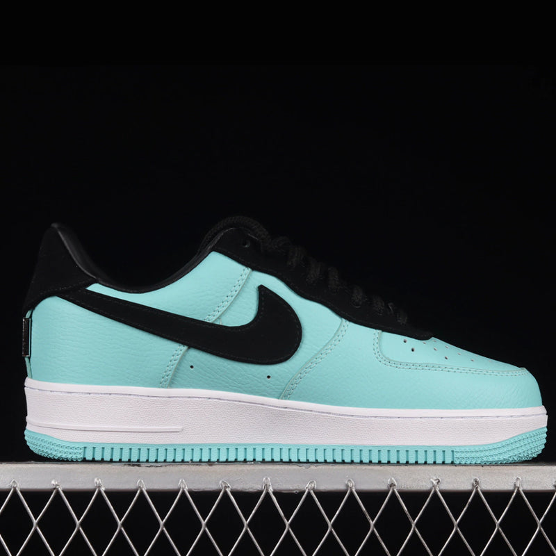 Tênis Nike Air Force 1 Low X Tiffany & Co 1837 ‘Friends And Family’