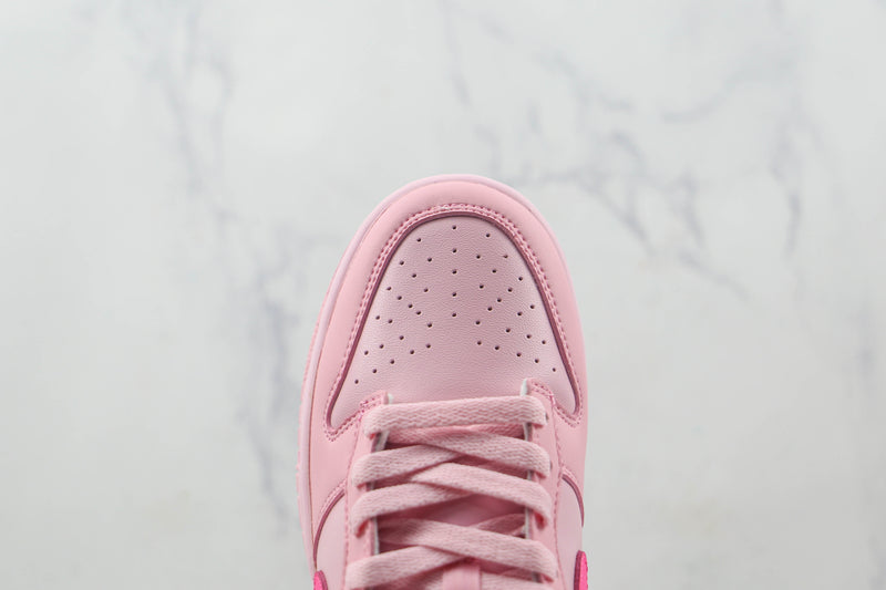 Tênis Nike SB Low ‘Triple Pink’