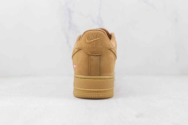 Tênis Nike Air Force 1 Low X Supreme ‘Deluxe Wheat’