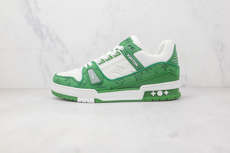 Tênis Louis Vuitton Trainer Green Monogram Denim White