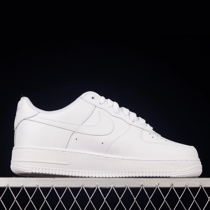 Tênis Nike Air Force 1 Low X Supreme ‘Deluxe White’