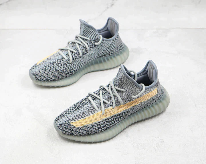 Tênis Adidas Yeezy Boost 350 V2 Ash Blue