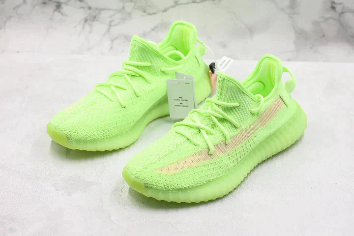 Tênis Adidas Yeezy Boost 350 V2 Glow