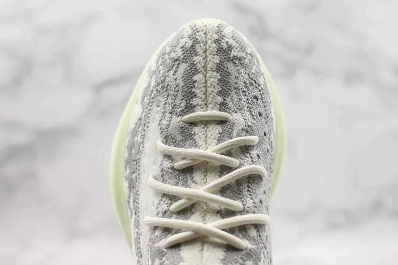 Tênis Adidas Yeezy Boost 380 Alien