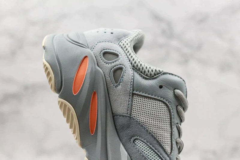 Tênis Adidas Yeezy Boost 700 Inertia