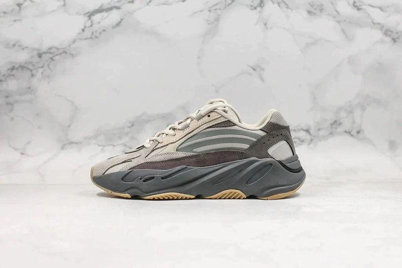 Tênis Adidas Yeezy Boost 700 Tephra