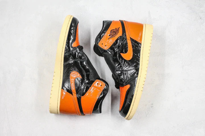 Tênis Nike Air Jordan 1 Retro High Shattered Backboard 3.0