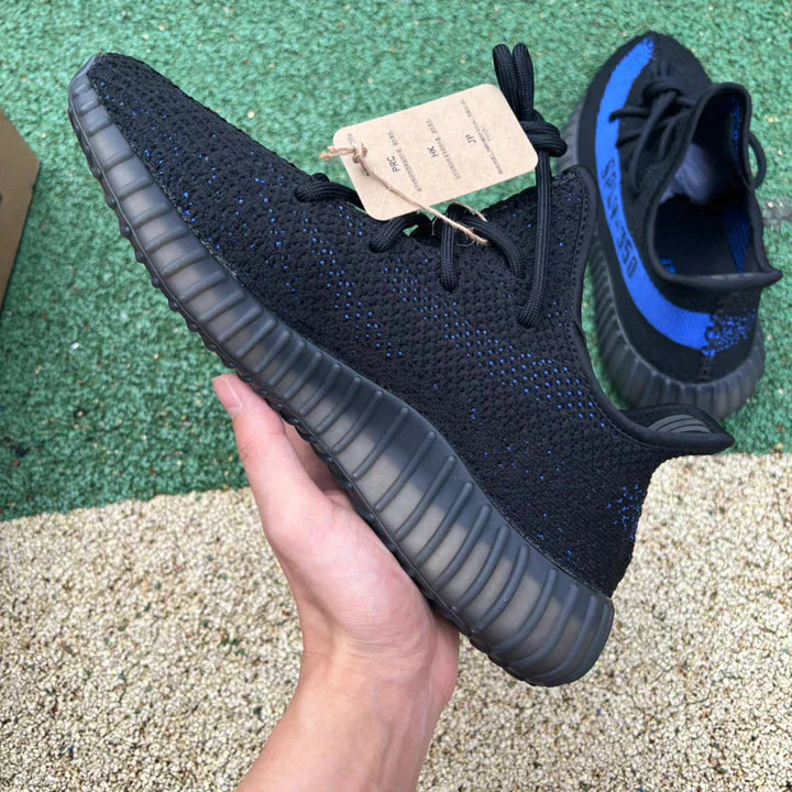 Tênis Adidas Yeezy Boost 350 V2 Dazzling Blue