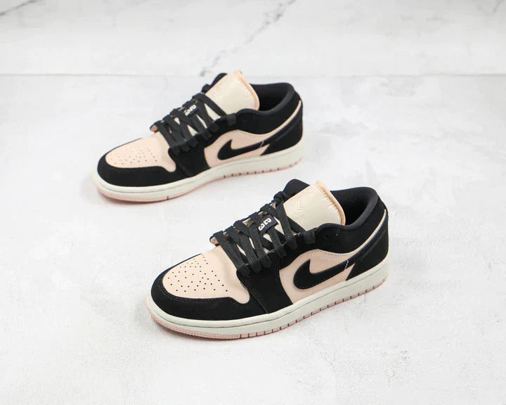 Tênis Nike Air Jordan 1 Low Black Guava Ice