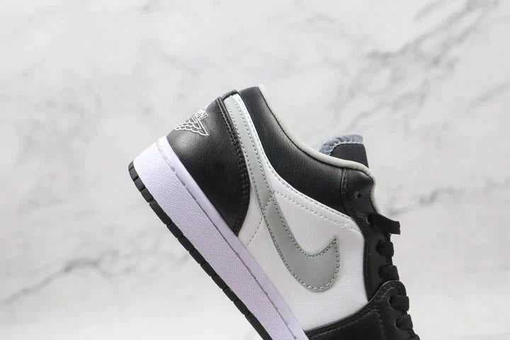 Tênis Nike Air Jordan 1 Low Black White Grey