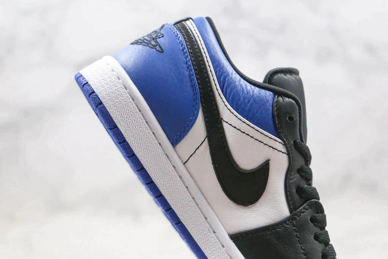 Tênis Nike Air Jordan 1 Low Royal Toe