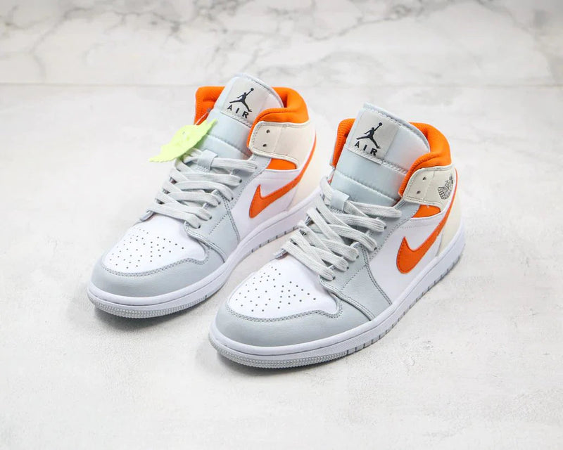 Tênis Nike Air Jordan 1 Mid Starfish Pure Platinum