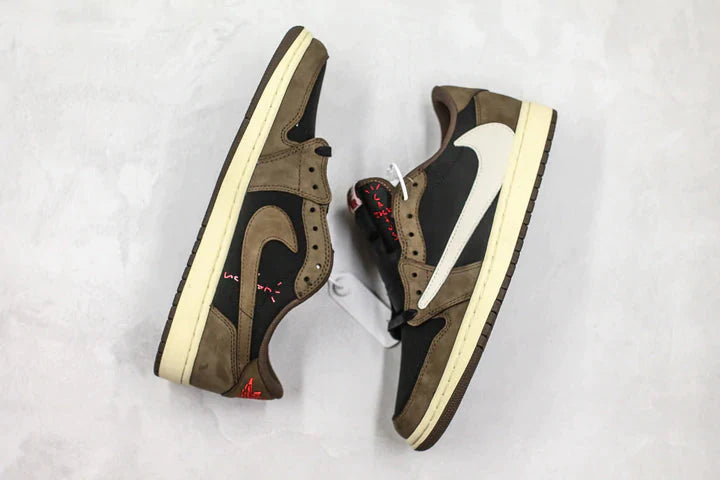 Tênis Nike Air Jordan 1 Retro Low Og Sp Travis Scott