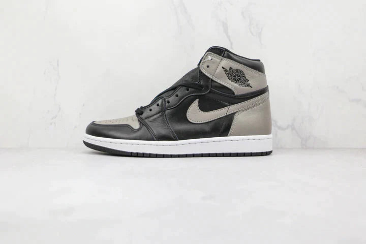 Tênis Nike Air Jordan 1 Retro High Shadow