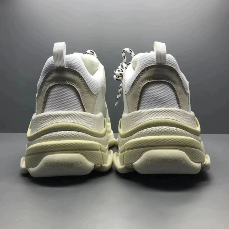 Tênis Balenciaga Triple S White