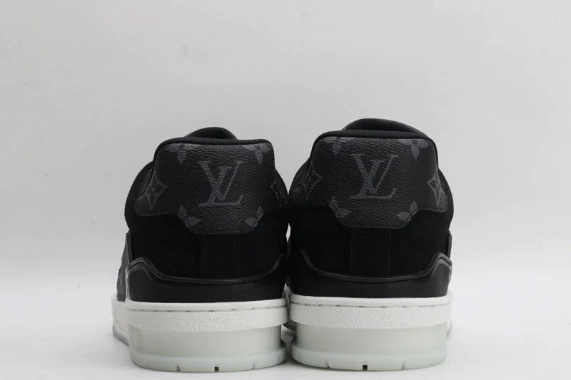 Tênis Louis Vuitton Trainer Black Monogram